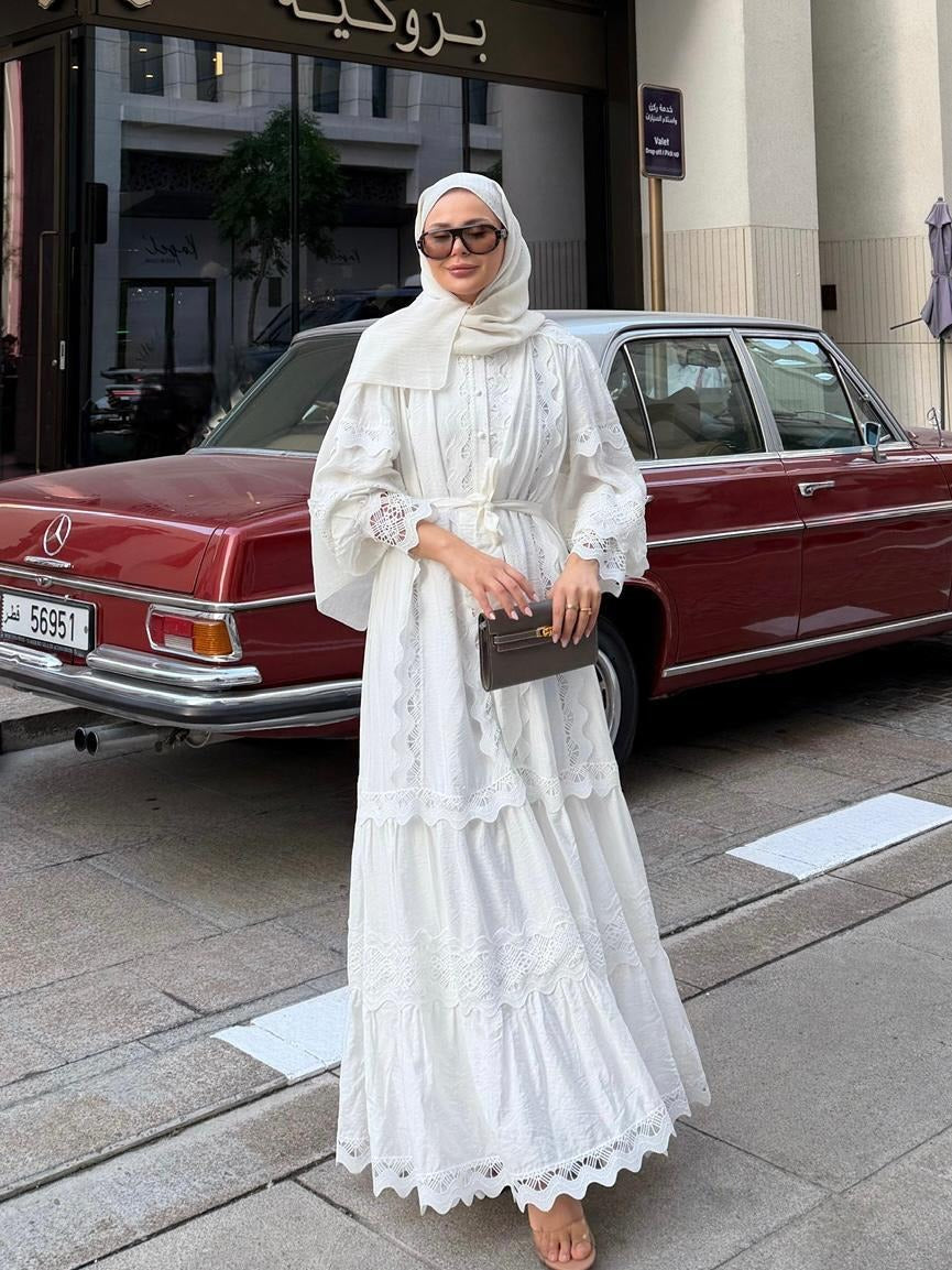 Elegant Ecrou Lace Dress