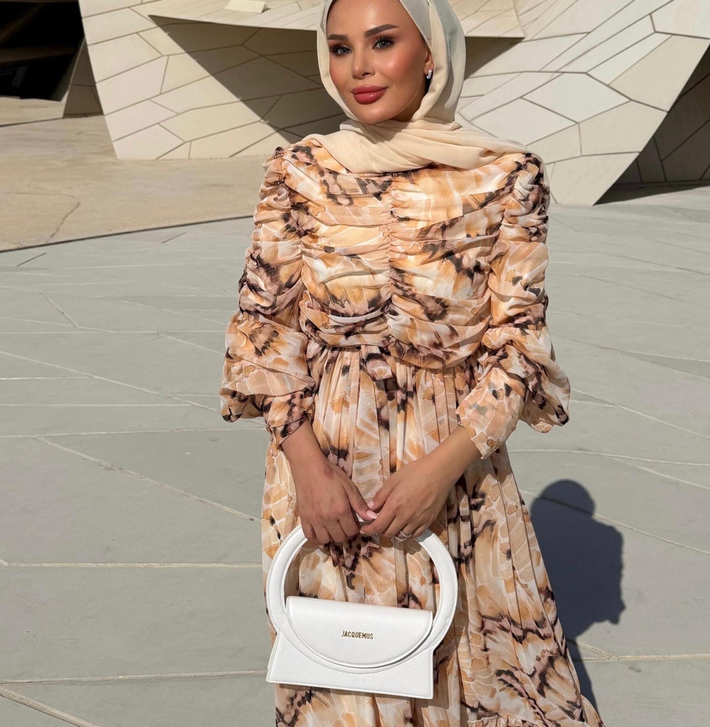 Iris Flowy Dress – Beige