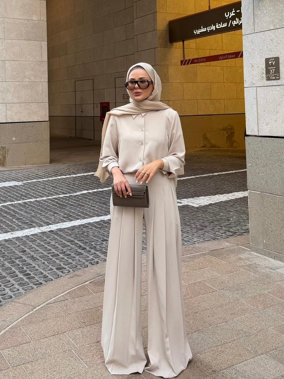 Daphne Pleated Pants Set – Beige