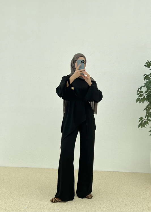 Two-Piece Modal Outfit with Asymmetrical Cut