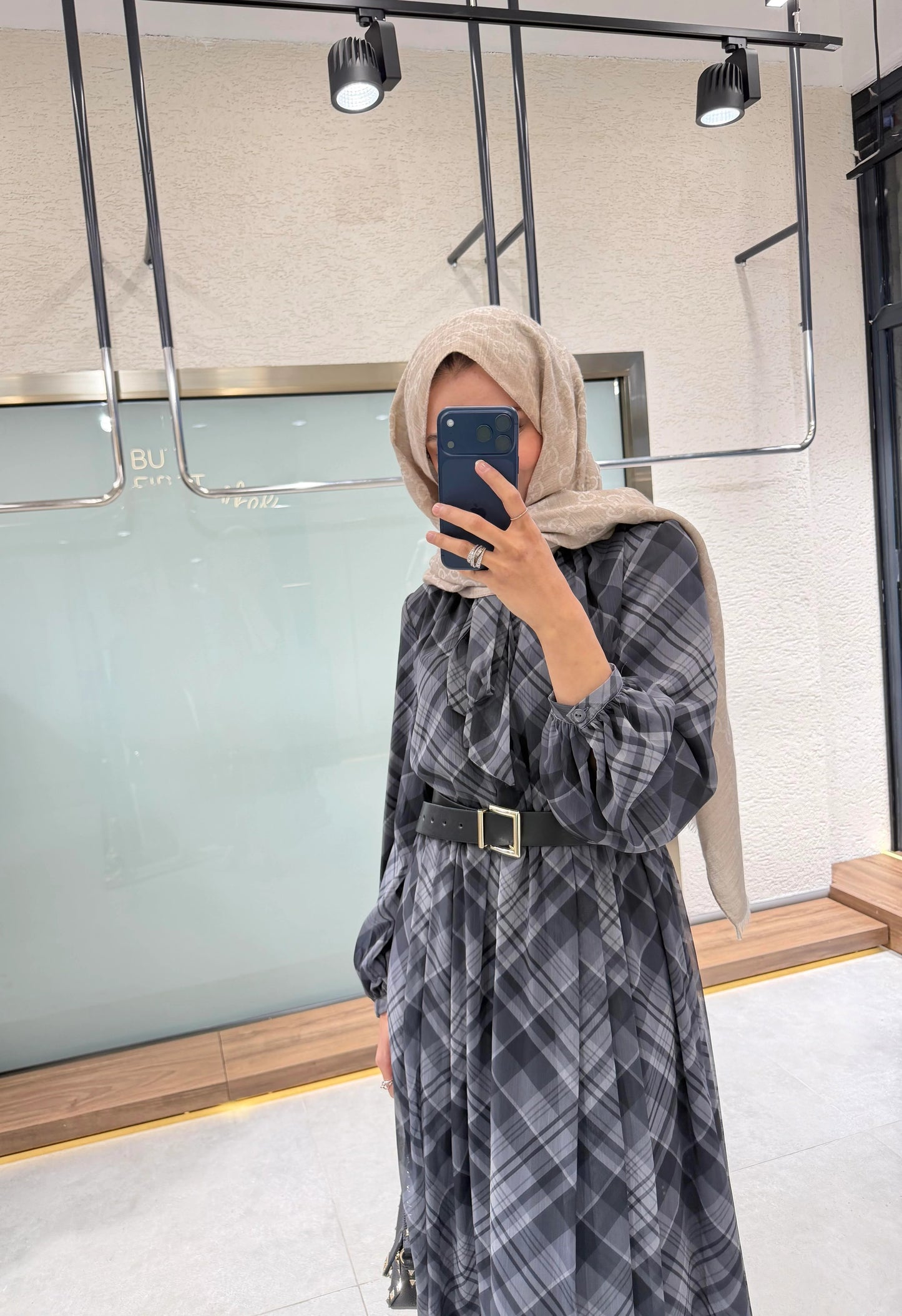 Miranda Chiffon Dress – Gray