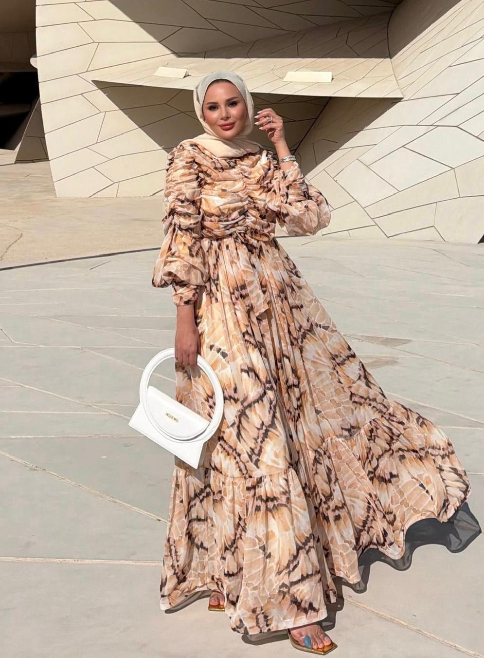 Iris Flowy Dress – Beige