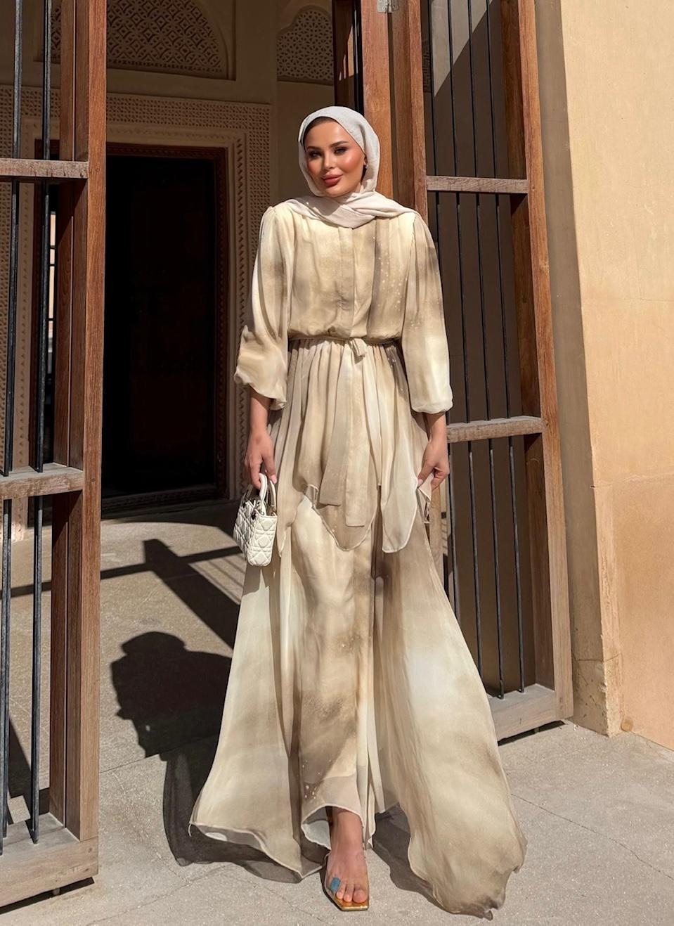 Rose Flowy Dress – Beige