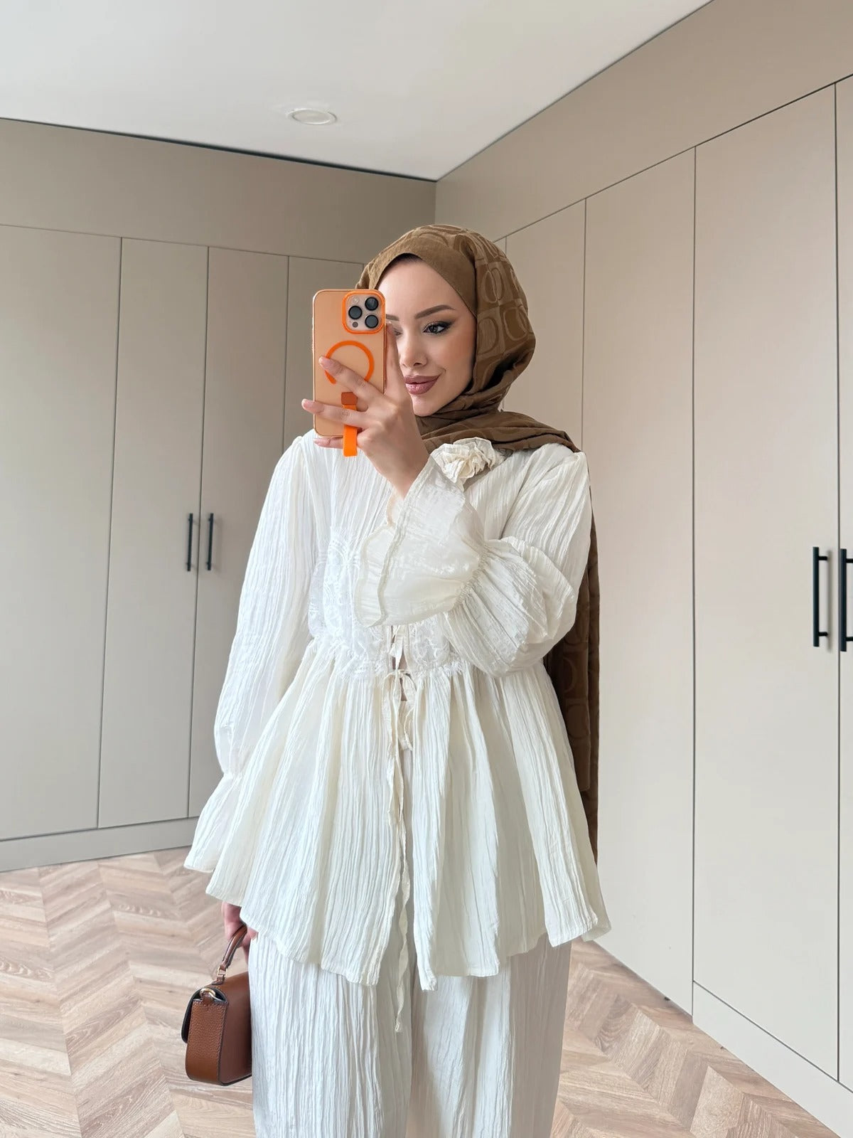 Nada Lace Detail Two-Piece Set – Off White