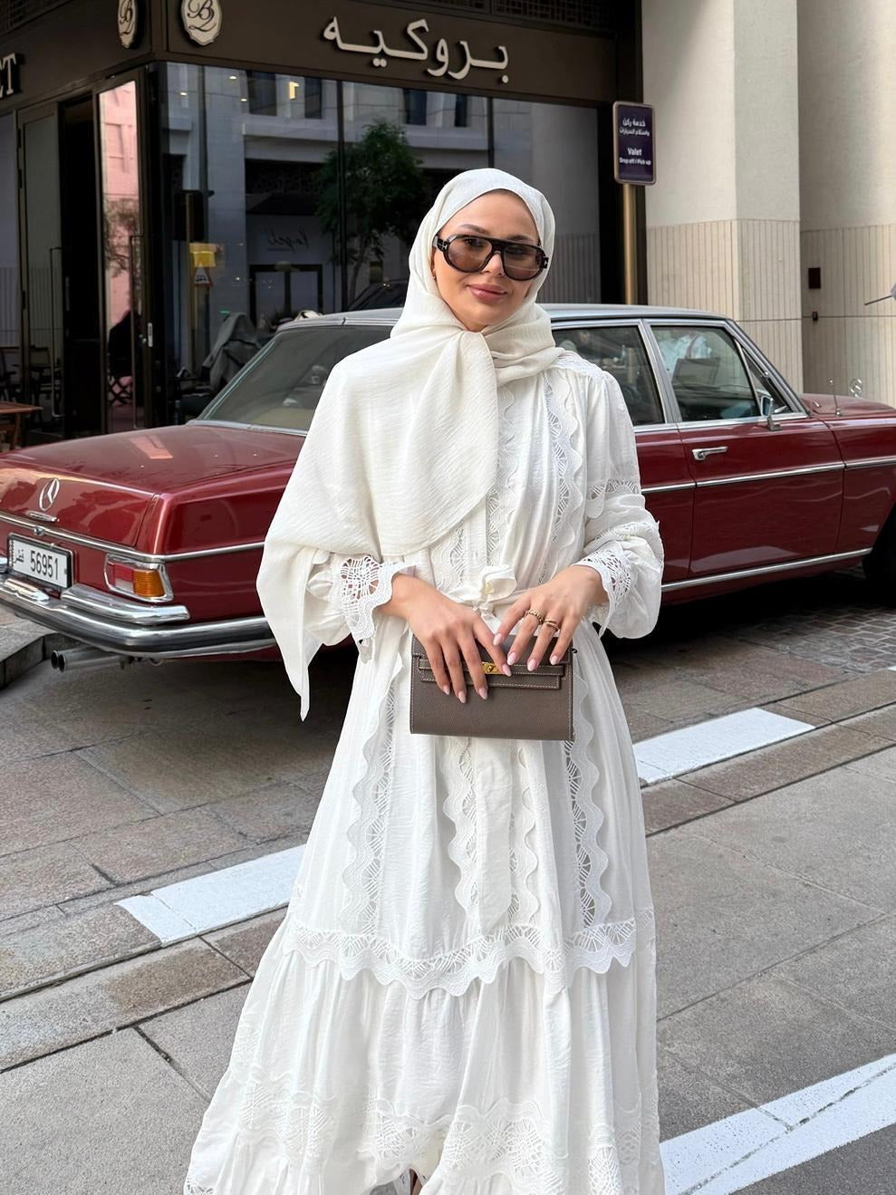 Elegant Ecrou Lace Dress