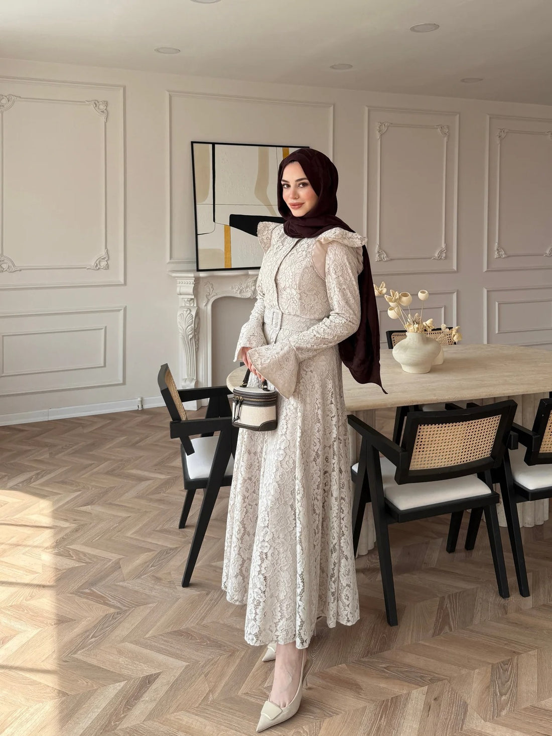 Dantel Detaylı Kuşaklı Maksi Elbise - Bej
