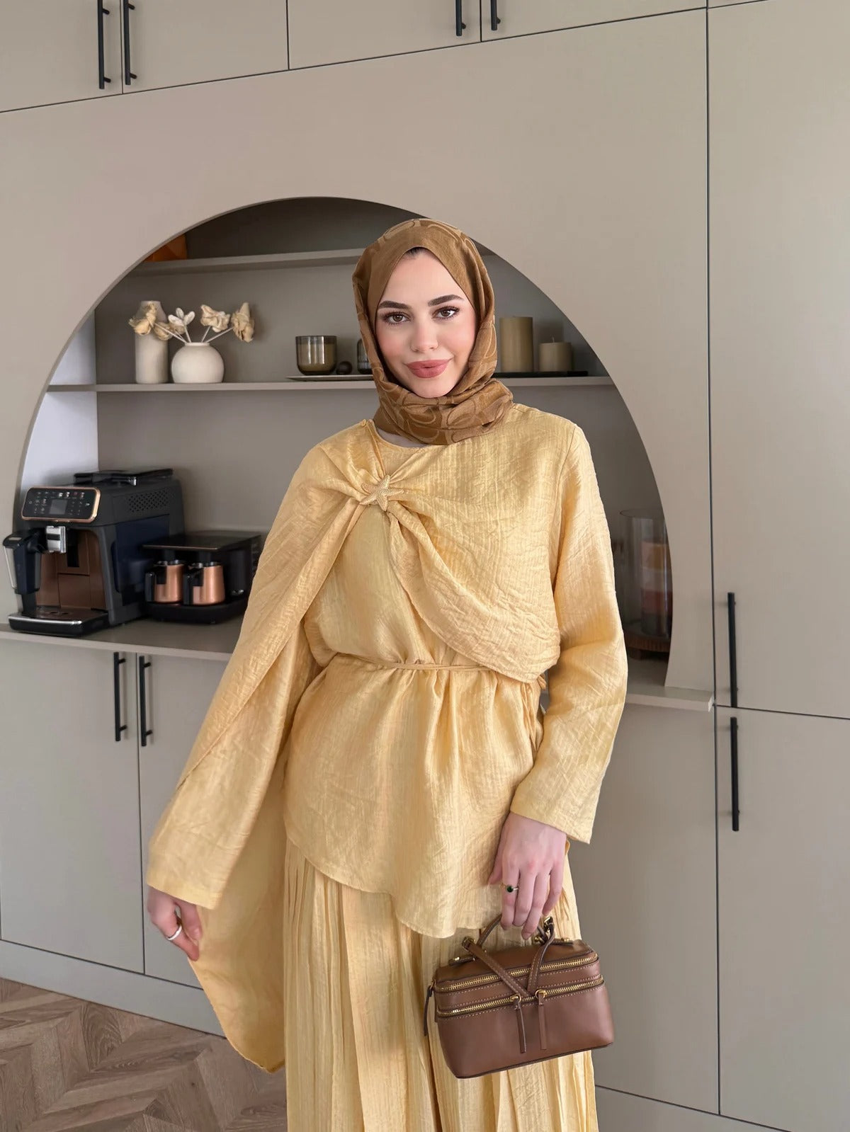 Yellow Starfish Brooch Cape Detail Muslin Trouser Set