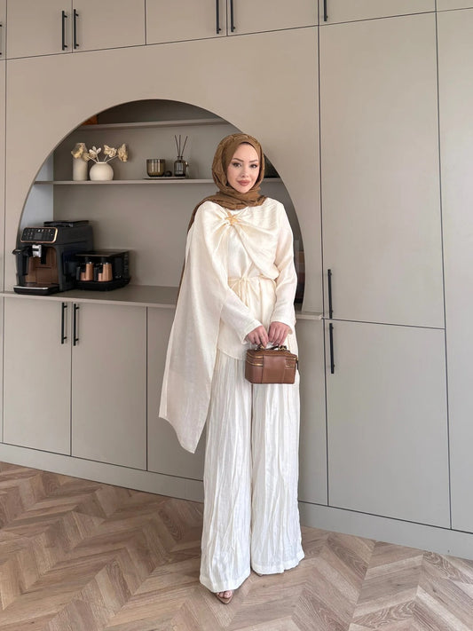 Starfish Brooch Cape Detail Muslin Trouser Set