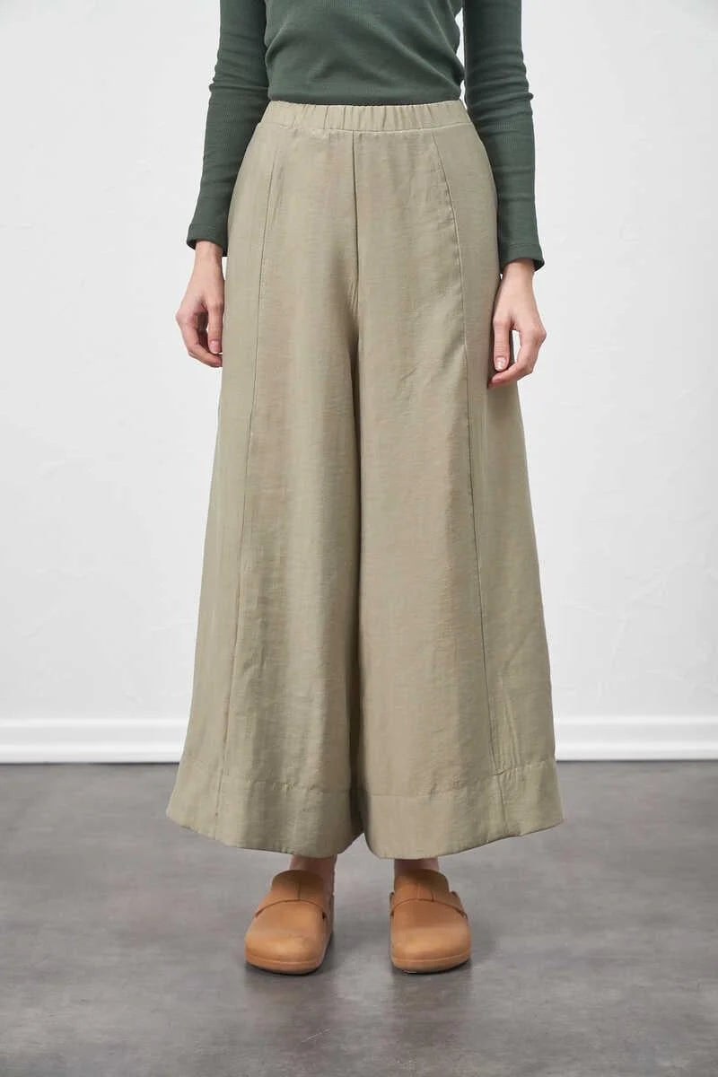 %100 Cotton Sage Trousers