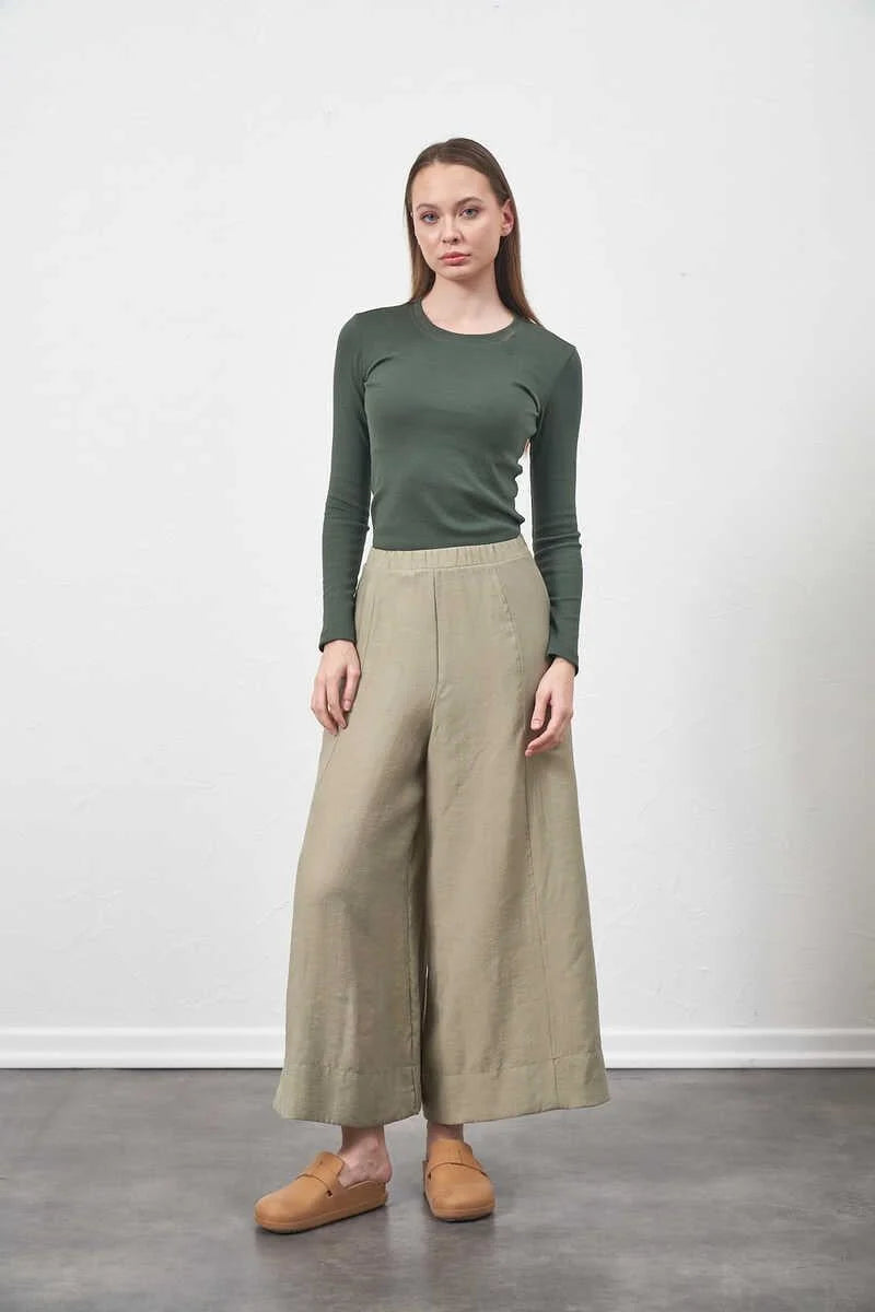 %100 Cotton Sage Trousers