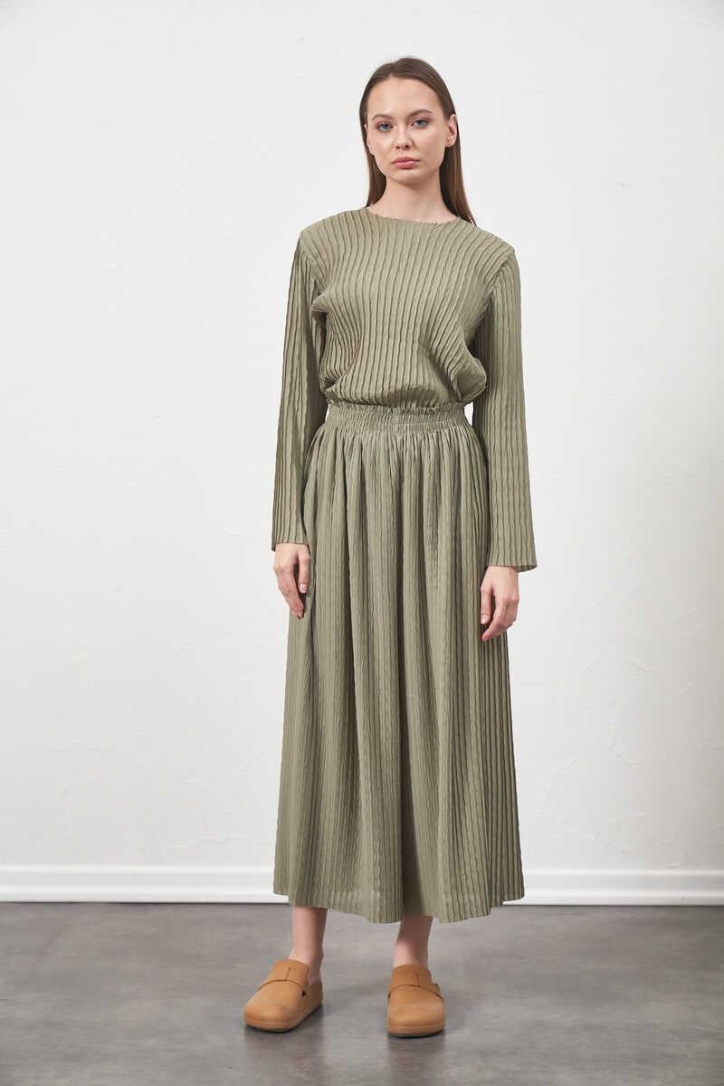 Loose Fit Pleated Sage Trousers