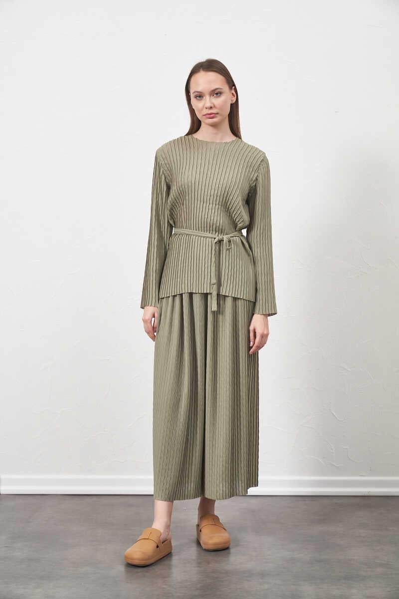 Loose Fit Pleated Sage Trousers