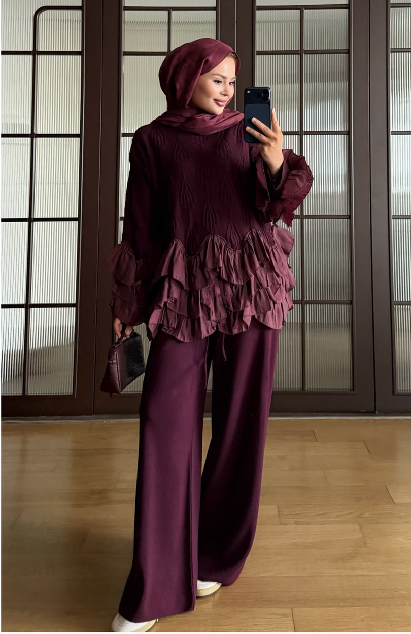 Plum ruffle detail knit top and trousers set - full