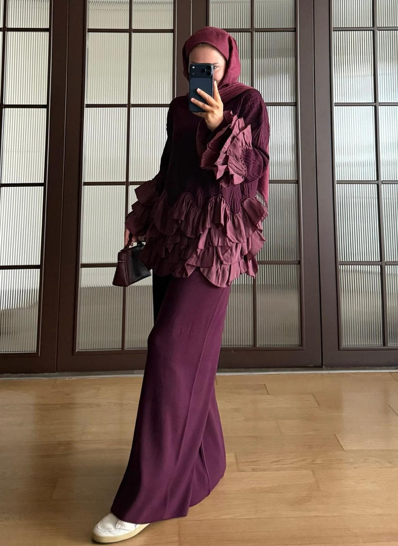 Plum ruffle detail knit top and trousers set - side