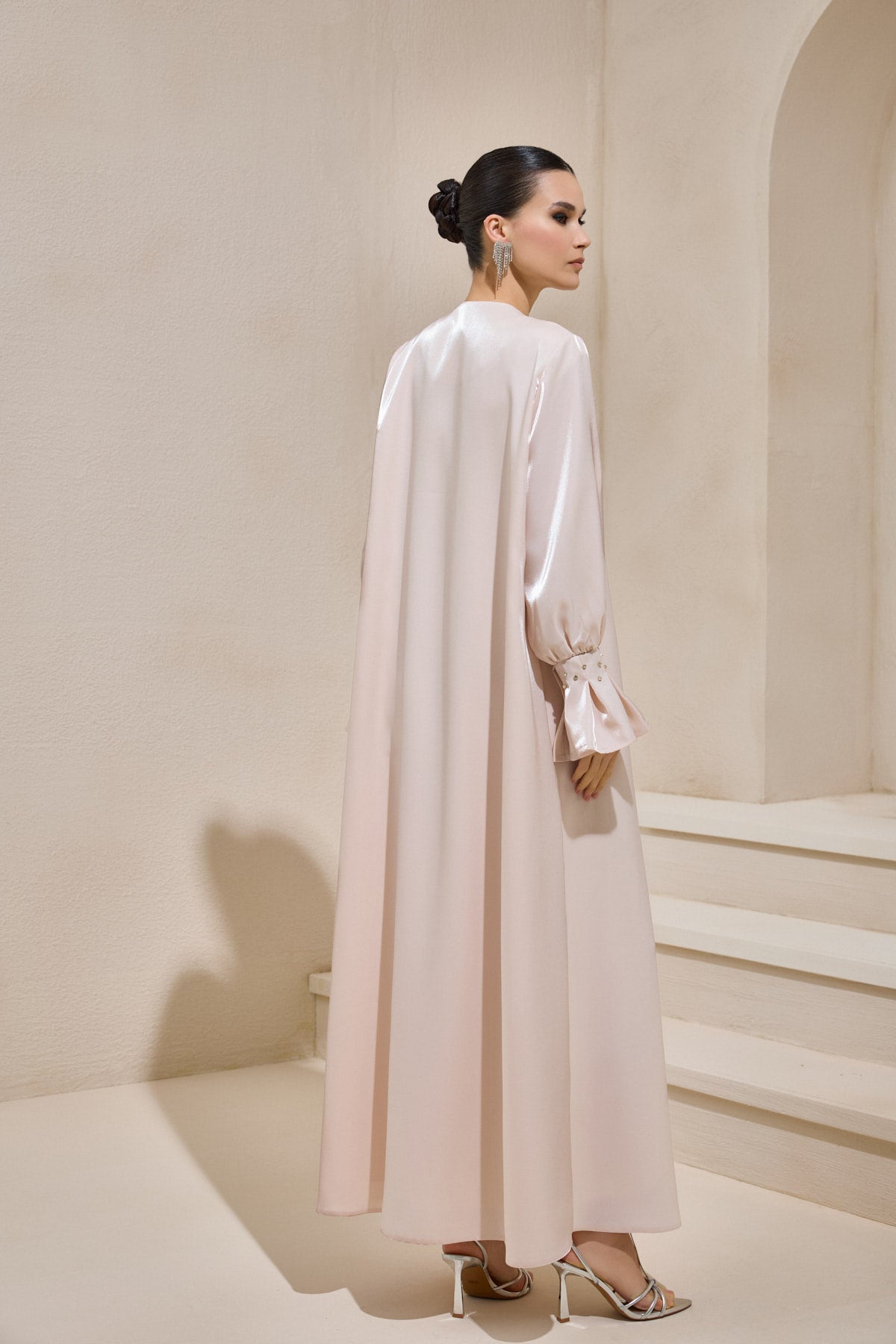 Organza Poudre Satin Crystal Abaya