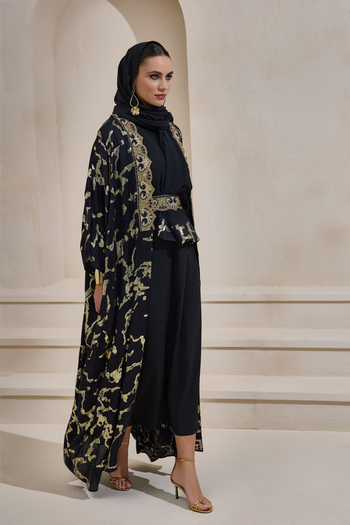 Limited Collection Shimmer Black Abaya Set with Shawl