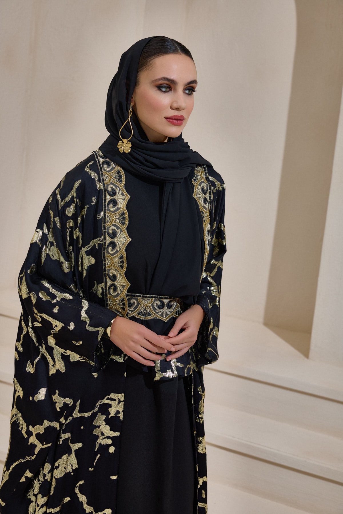 Limited Collection Shimmer Black Abaya Set with Shawl