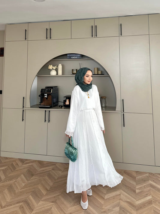 Sora White Skirt Set