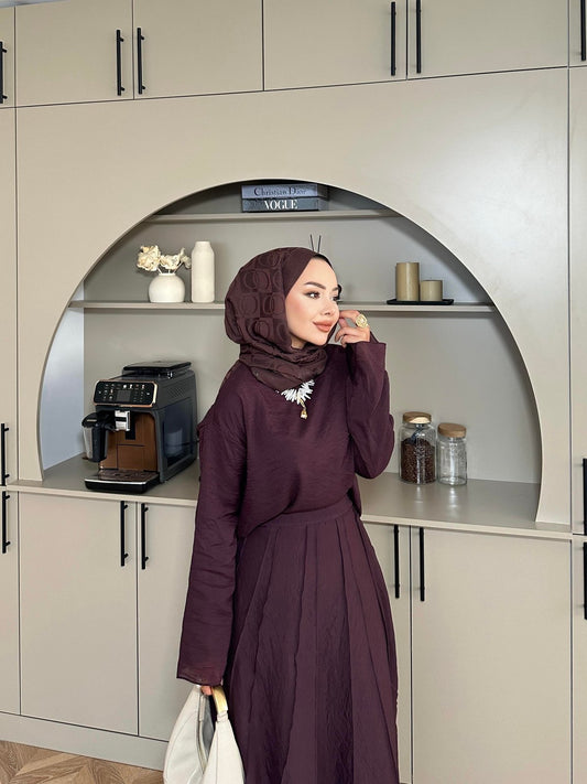 Sura Mulberry Skirt Set