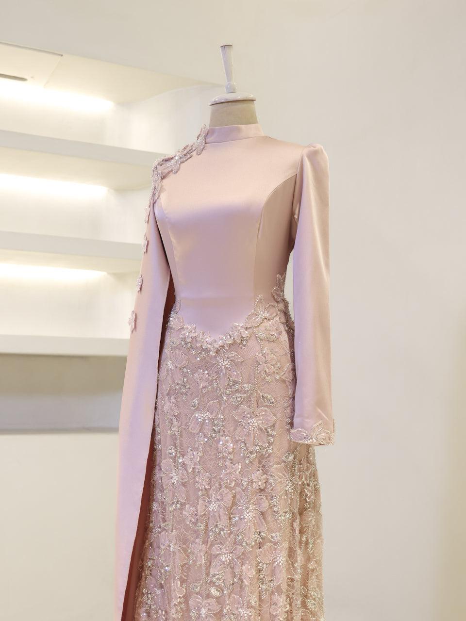 Pera Powder Pink Couture Dress – image 3